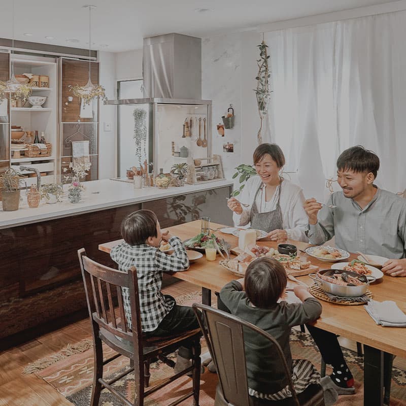 家族で食事